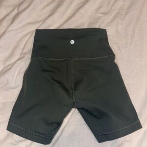 Lululemon Align High-Rise Shorts 6”